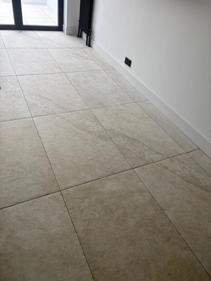 Austin White Antique Chiselled Edge Porcelain Tile - 900x600x9.5mm