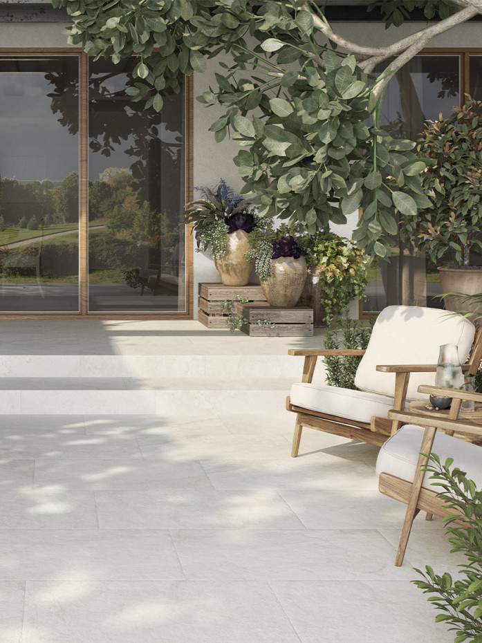 Austin White Antique Chiselled Edge Porcelain Tile - 900x600x9.5mm