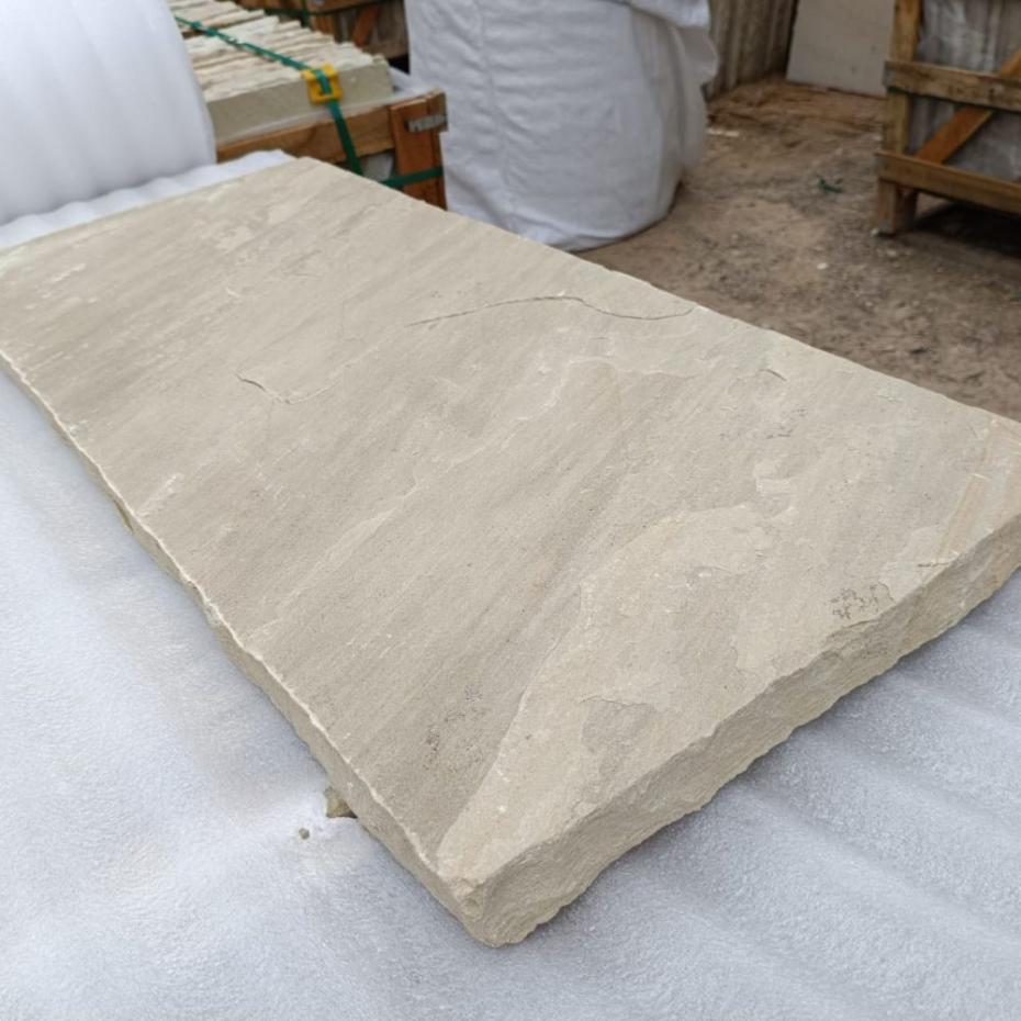 Fossil Mint Sandstone Wall Coping & Steps - 900x400x40mm