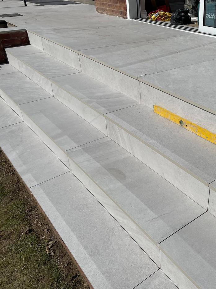 Idemo White Outdoor Porcelain Slabs - 900x600x16mm