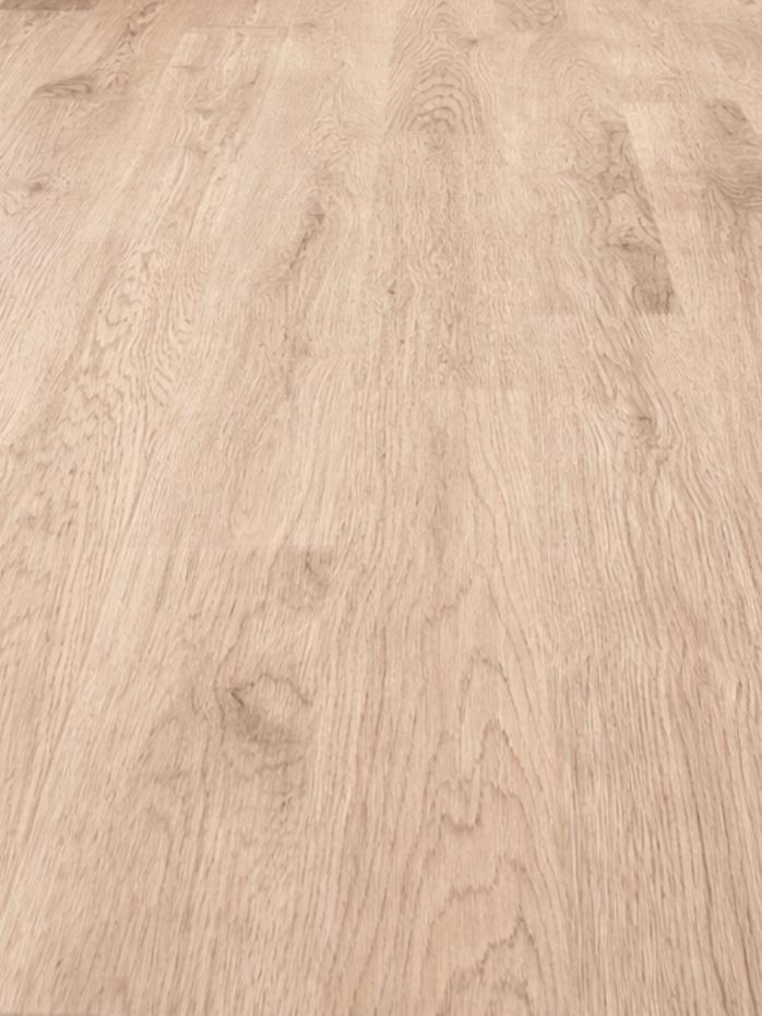 Light Oak Luxury Click Vinyl Flooring Tiles - 1220x184x6mm