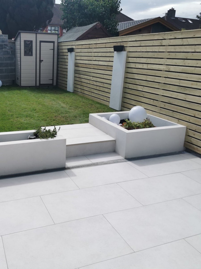 Luna White Outdoor Porcelain Slab - 900x600x20mm