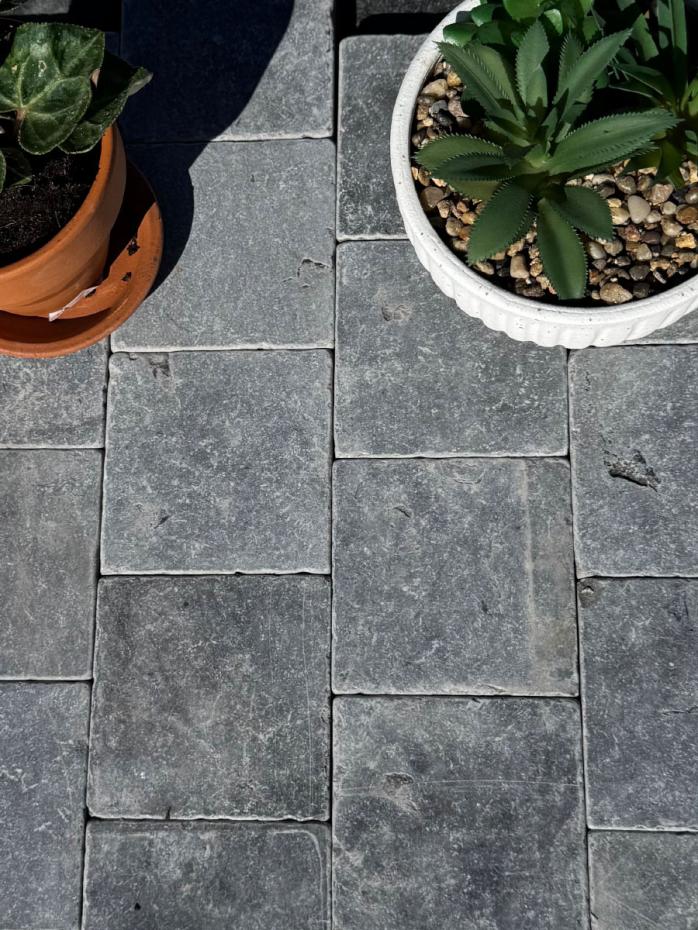 Naples Dark Grey Limestone Tiles - 400x400mm