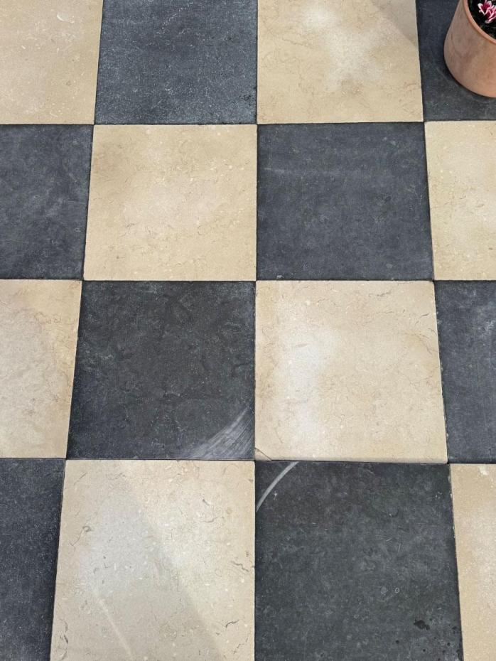Naples Light And Dark Honed Limestone Checkerboard - Mix Pack