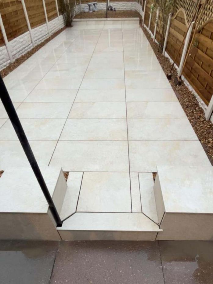 Quartzite Beige Outdoor Porcelain Paving Slabs - 900x600x16mm