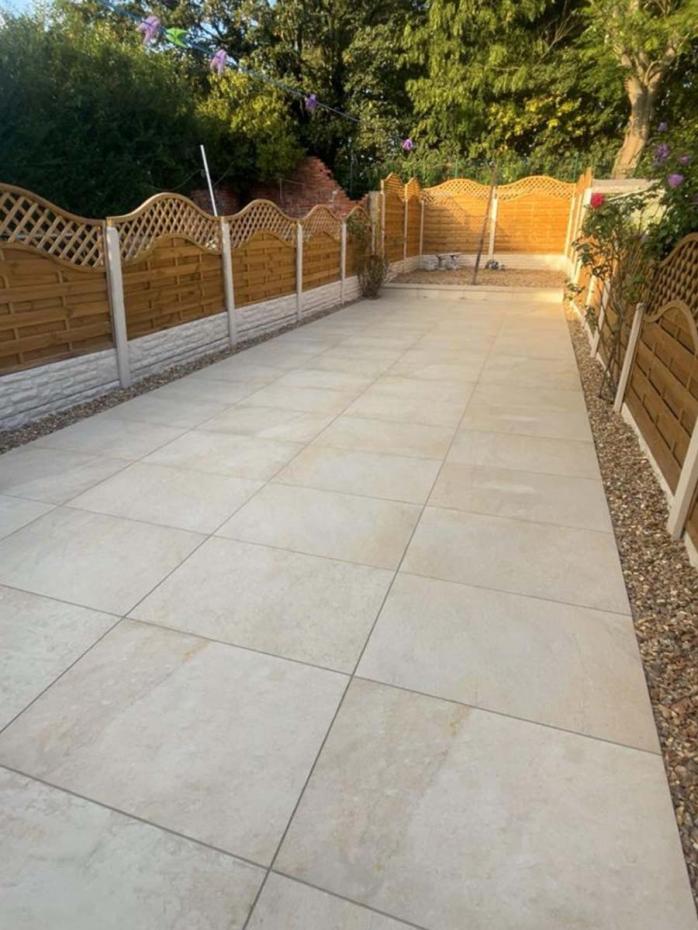 Quartzite Beige Outdoor Porcelain Paving Slabs - 900x600x16mm