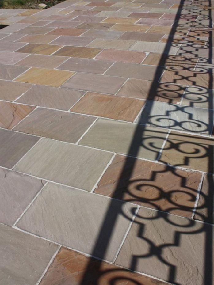 Raj Green Indian Sandstone Driveway Paving Slabs - 600x300x40mm Pack