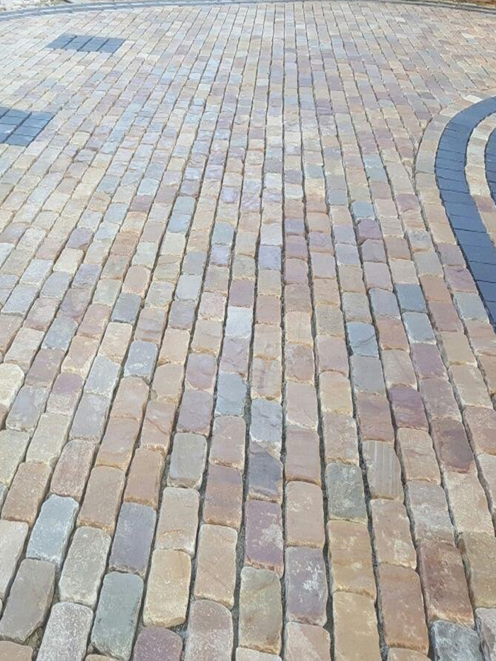 Mix Brown Natural Sandstone Cobbles- 200x100 Pack