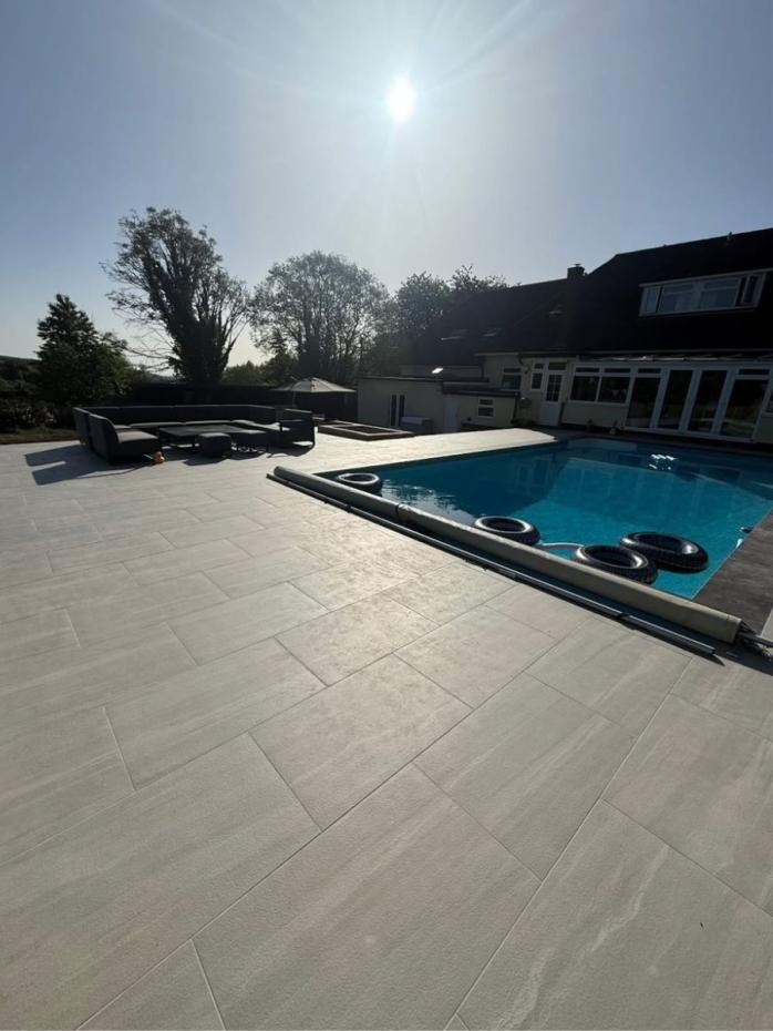 Sunstone Loki Porcelain Paving Slabs - 900x600x20mm
