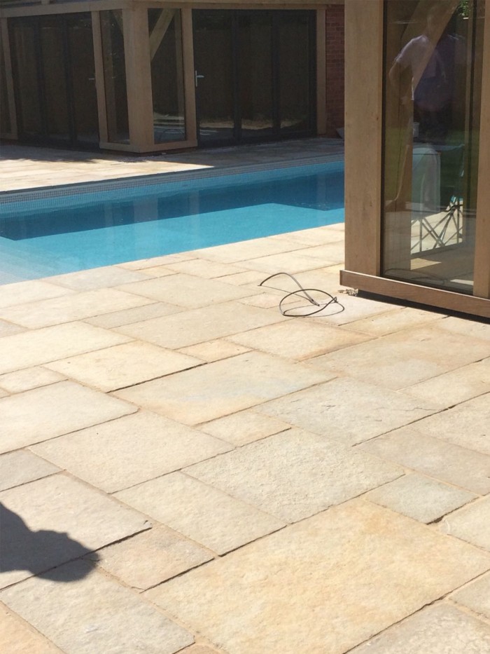 Tandur Yellow Antique Limestone Paving Slabs - Mix Size Patio Pack