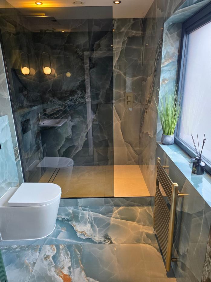 Turquoise Onyx Porcelain Tile - 1200x600mm