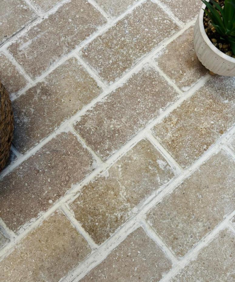 Dijon Limestone Honed Tumbled Cobbles - 200x100x30mm